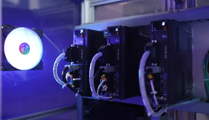 IMMERSIVE MOTION TECHNOLOGY